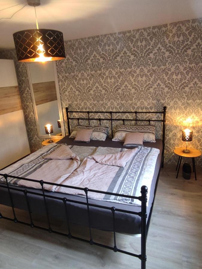 Zum Buchenblick Appartement St. Wendel Buitenkant foto